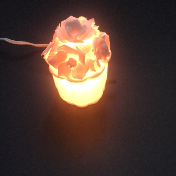 Night light - Picture 2 of 3